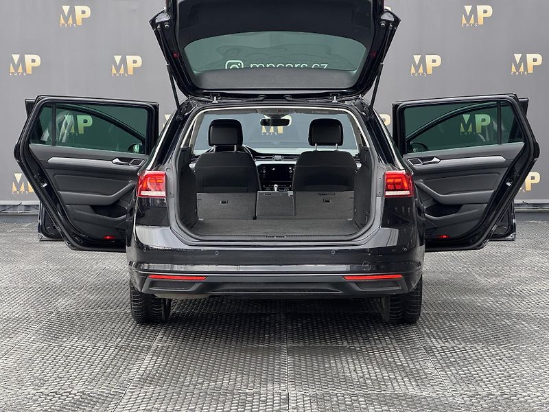 Volkswagen Passat (2020) 2.0TDi 140kW DSG Business, RZV - fotka 9 z 41