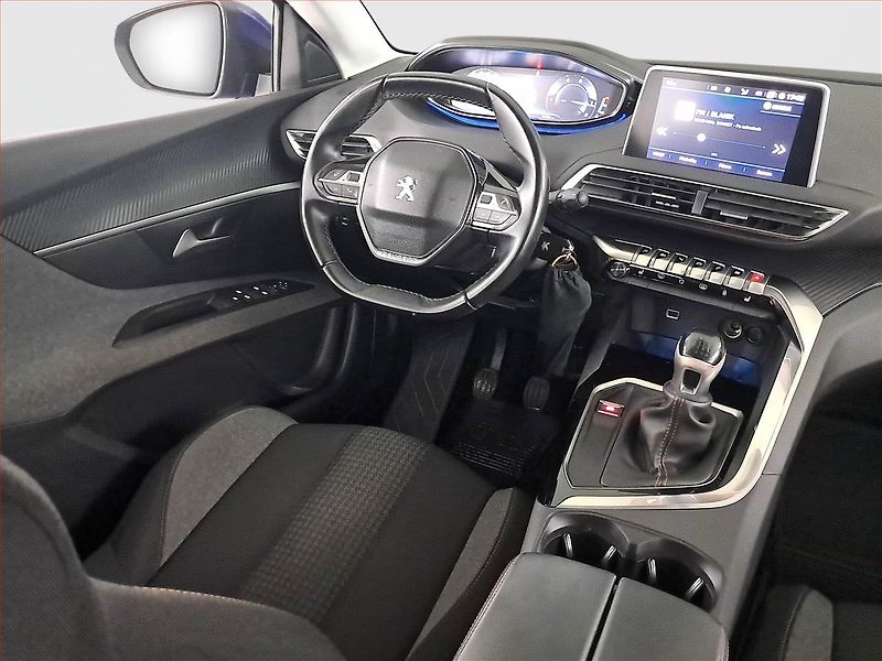 Peugeot 3008 (2020) 1.5 BlueHDi, Navi, Tempomat - fotka 7 z 19