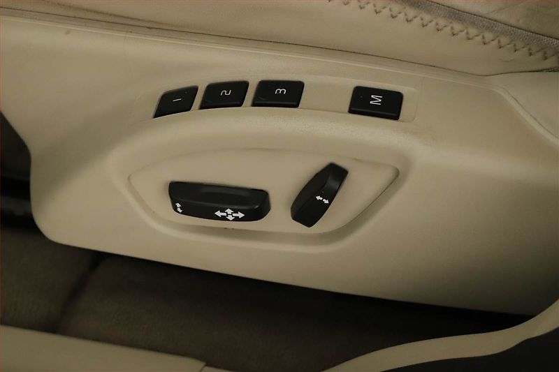 Volvo XC60 (2012) D4, Automat, Tempomat - fotka 13 z 17