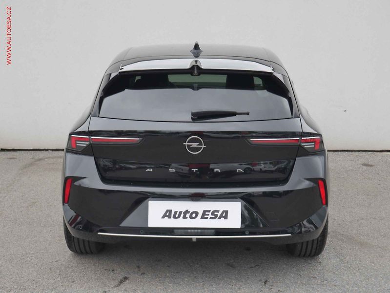 Opel Astra (2023) 1.2PT, 1.maj,ČR, Elegance - fotka 5 z 15