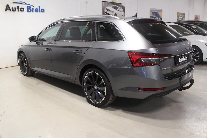 Škoda Superb (2023) 2.0TDI DSG Matrix Display - fotka 10 z 35