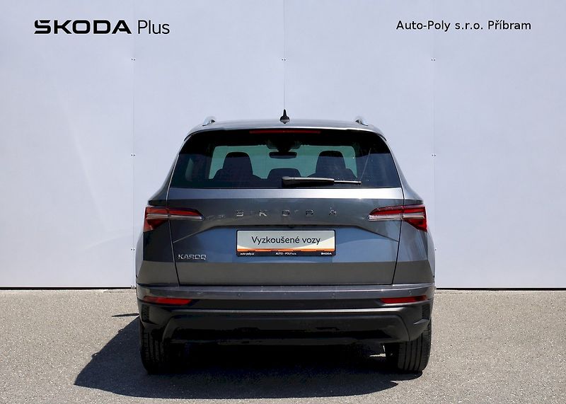 Škoda Karoq (2025) Top Selection 1.5TSI / 110kW 7 - fotka 8 z 24