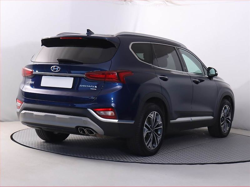 Hyundai Santa Fe (2021) 2.2 CRDi - fotka 5 z 26