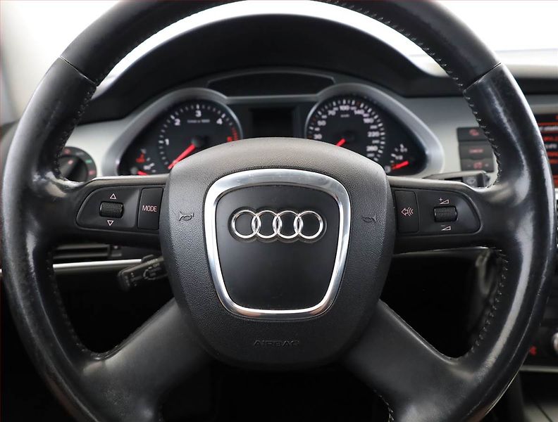 Audi A6 (2007) 2.7 TDI , 4X4, Automat - fotka 8 z 19