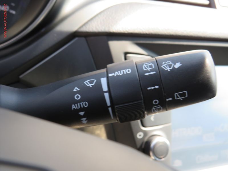 Toyota Avensis (2017) 1.8 VVT-i, ČR, Active - fotka 21 z 23