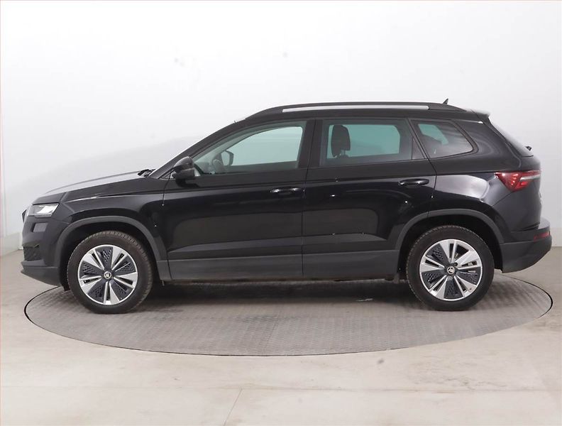 Škoda Karoq (2023) Ambition 1.5 TSI - fotka 3 z 17