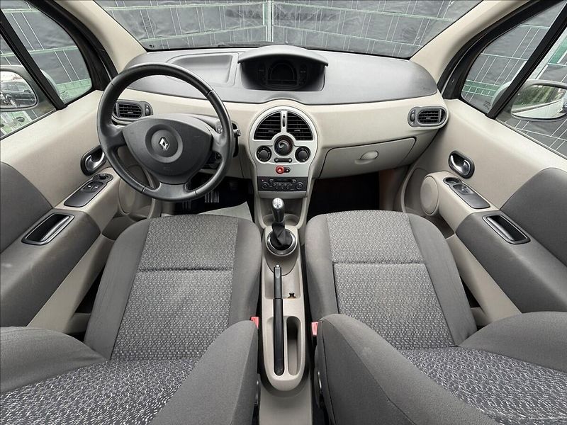 Renault Modus 1.6 Dynamique - fotka 2 z 11