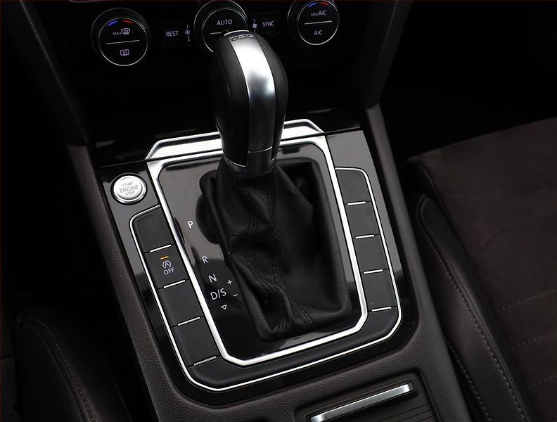 Volkswagen Passat (2015) Highline 2.0 TDI, Automat - fotka 10 z 16