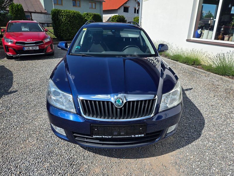 Škoda Octavia (2013) 2.0 TDI Serviska - fotka 10 z 31