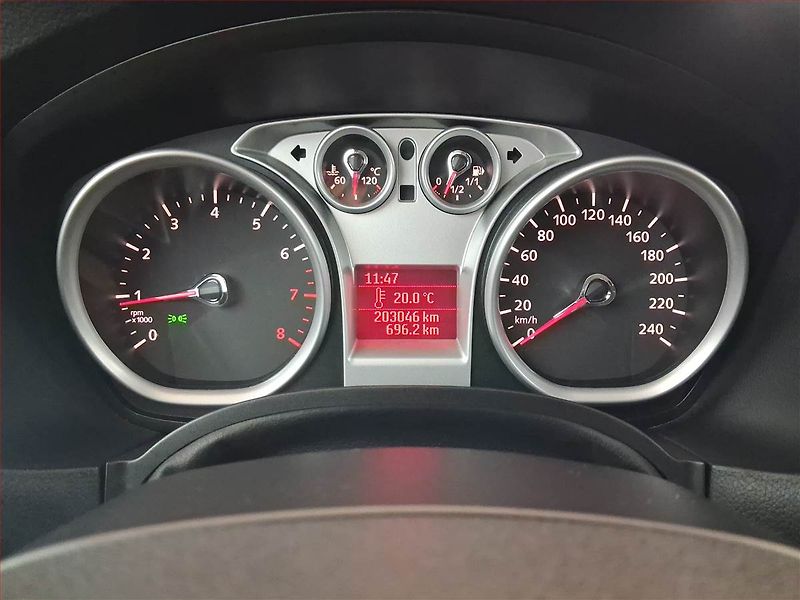 Ford Focus (2009) 1.6 16V, Serv.kniha - fotka 11 z 18