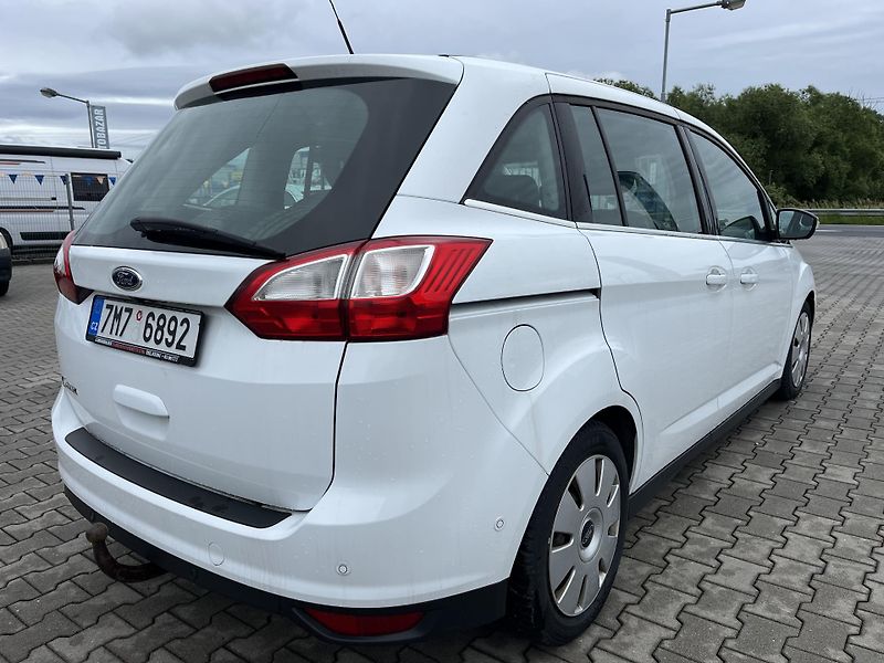 Ford Grand C-MAX (2017) 2.0 TDCI-110kW - fotka 5 z 15