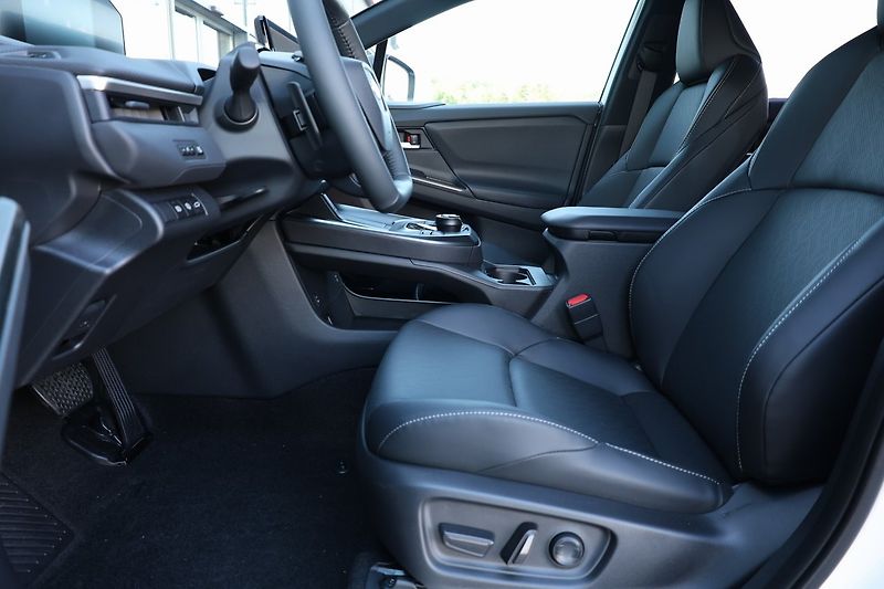 Subaru E-Outback 74.7 kWh AWD Executive H/K Ven - fotka 10 z 20