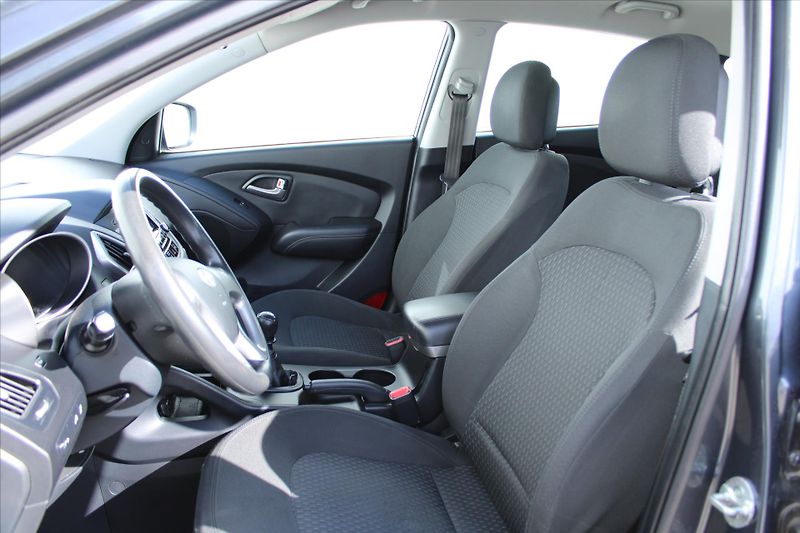 Hyundai ix35 1.6 GDI 99kW ČR - fotka 9 z 18