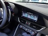 Alfa Romeo Giulia (2026) 2.9 V6 BiTurbo 520k QV Carbon - náhled 14