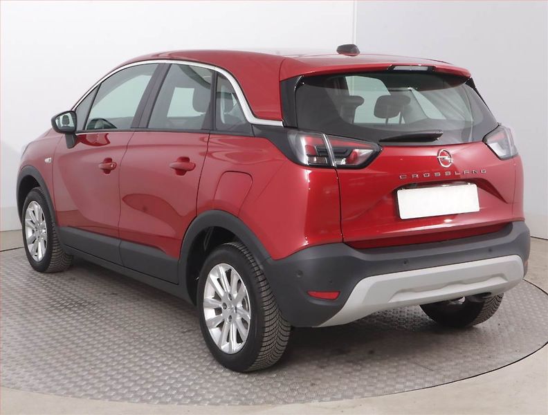 Opel Crossland X (2022) Elegance 1.2 Turbo, Automat - fotka 4 z 16
