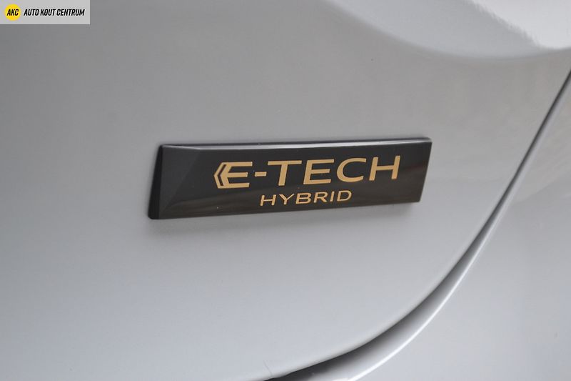 Renault Clio FULL HYBRID TECHNO E-TECH 145 - fotka 16 z 51
