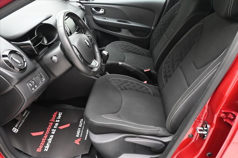 Renault Clio 0,9 TCE 66 kW Limited Záruka a - fotka 13 z 29