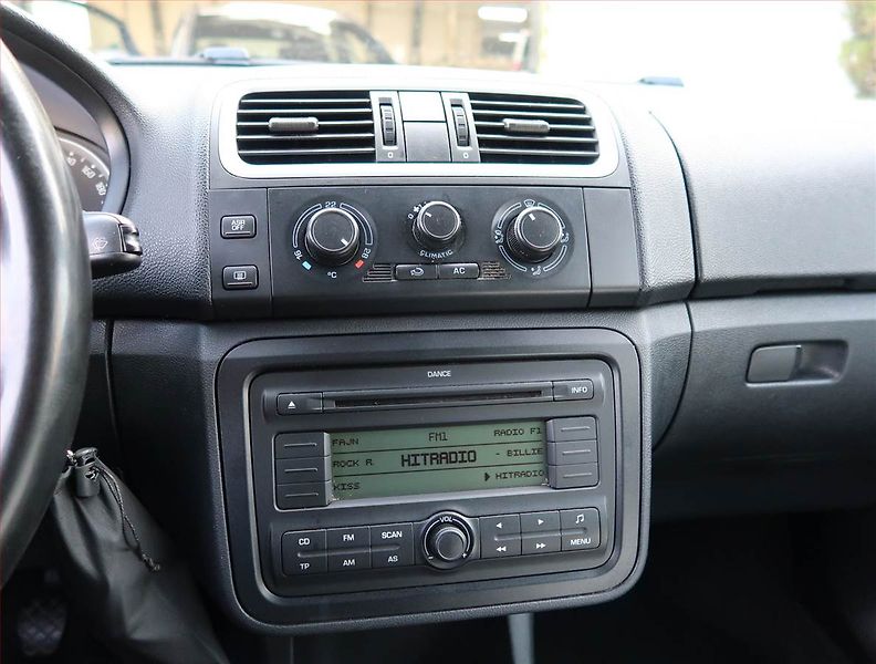 Škoda Fabia (2008) 1.2 12V, za skvělou cenu - fotka 12 z 17