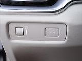 Volvo V60 2,0 D3 110kW Drive-E Momentum - náhled 15