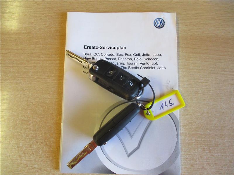 Volkswagen Tiguan 1,4 TSi, aut klima,serv.kn. - fotka 30 z 38