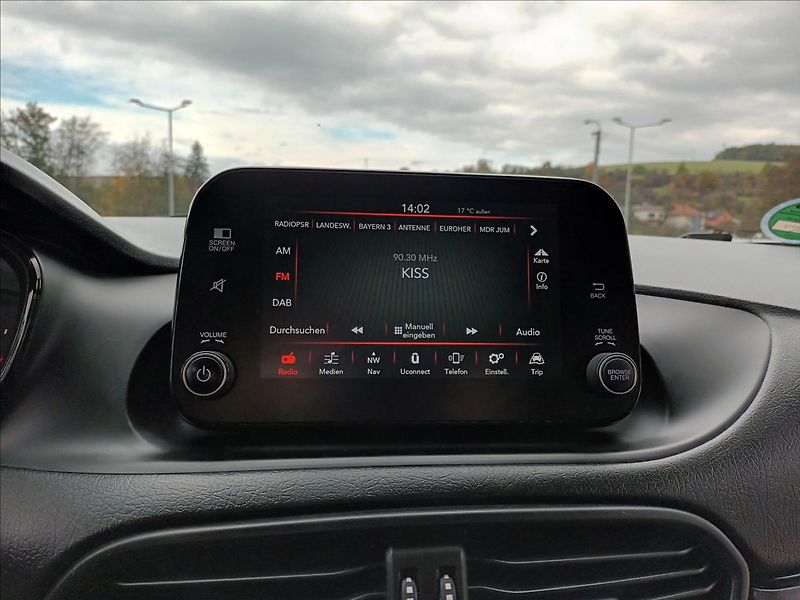 Fiat Tipo 1,6 MJT,KLIMA,NAVI,VÝHŘEV - fotka 32 z 45
