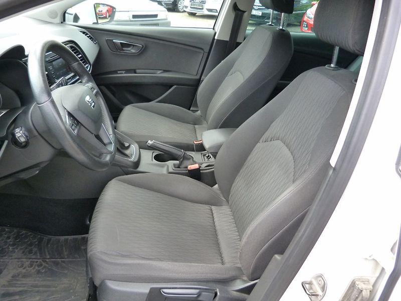 Seat Leon 1.2 tsi 77 Kw řemen - fotka 10 z 19