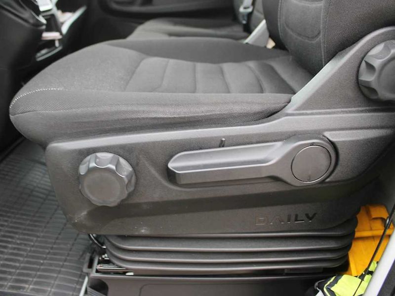 Iveco DAILY 35S18, EURO 6, SPACÍ NÁS - fotka 7 z 17
