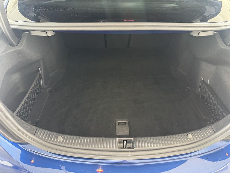 Mercedes-Benz Třídy C (2019) C200 4M AMG LED PANORAMA - fotka 20 z 29