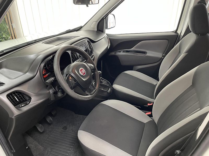 Fiat Dobló 1.6 MJT ČR AC DPH SERVISKA - fotka 18 z 21