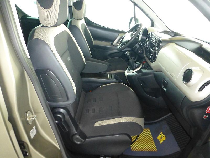 Citroën Berlingo (2018) 1,6i-88KW*KAMERA*ALU**PŮVOD ČR - fotka 16 z 22