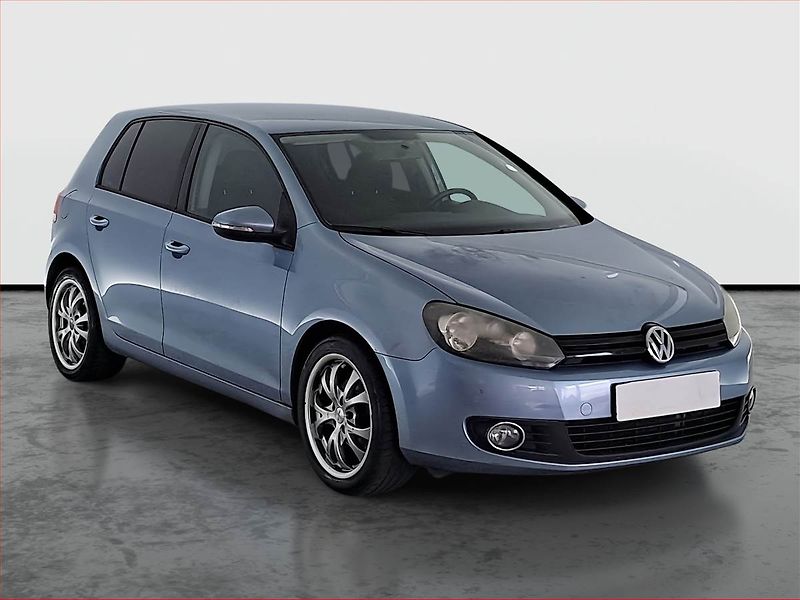 Volkswagen Golf (2010) 1.4 16V, Park. senzory - fotka 1 z 15