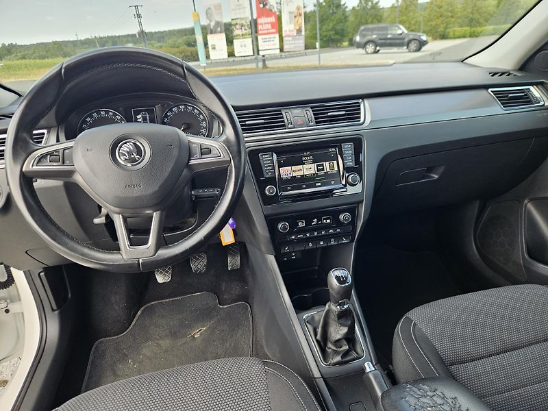 Škoda Rapid (2016) 1.4tdi 66kw, SPLÁTKY  - fotka 14 z 25