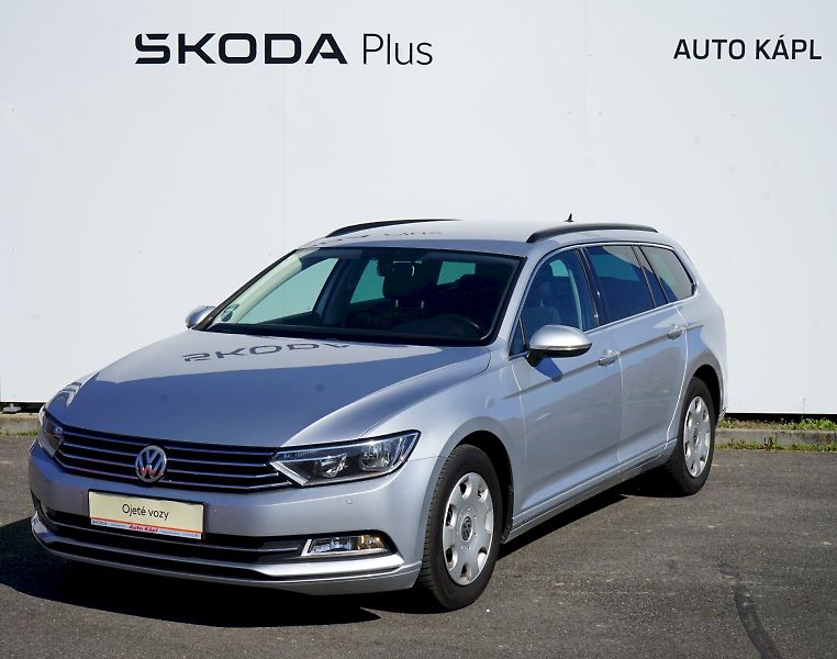 Volkswagen Passat (2015) TDI 110 kW DSG Comfortline Var - fotka 1 z 29