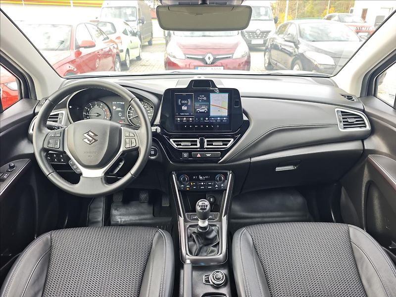 Suzuki S-Cross 1,4 BoosterJet Hybrid  4x4 Ele - fotka 15 z 21