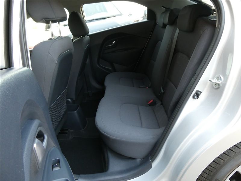 Kia Rio 1,2 i 62kW serviska, NAVI - fotka 22 z 44