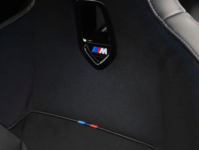 BMW Řada 1 M135 xDrive - fotka 20 z 22