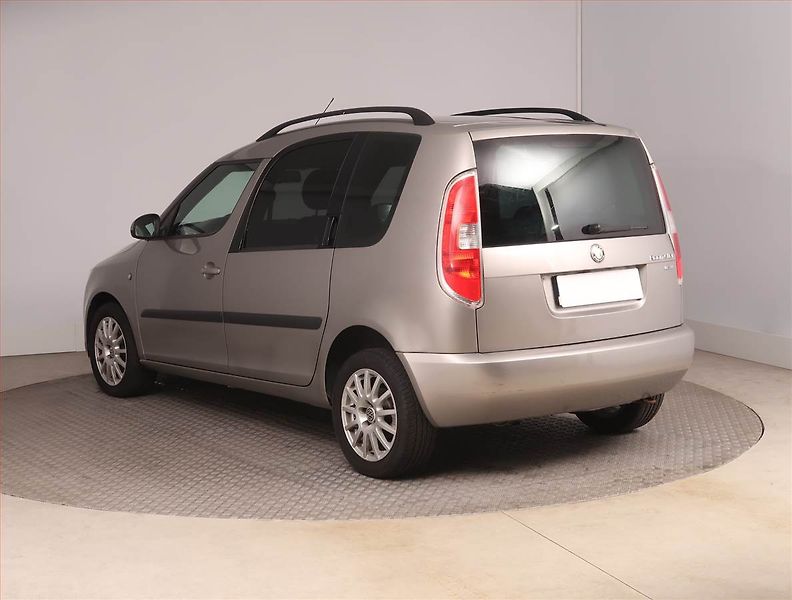Škoda Roomster (2008) 1.4 16V, po STK, dobrý stav - fotka 4 z 15