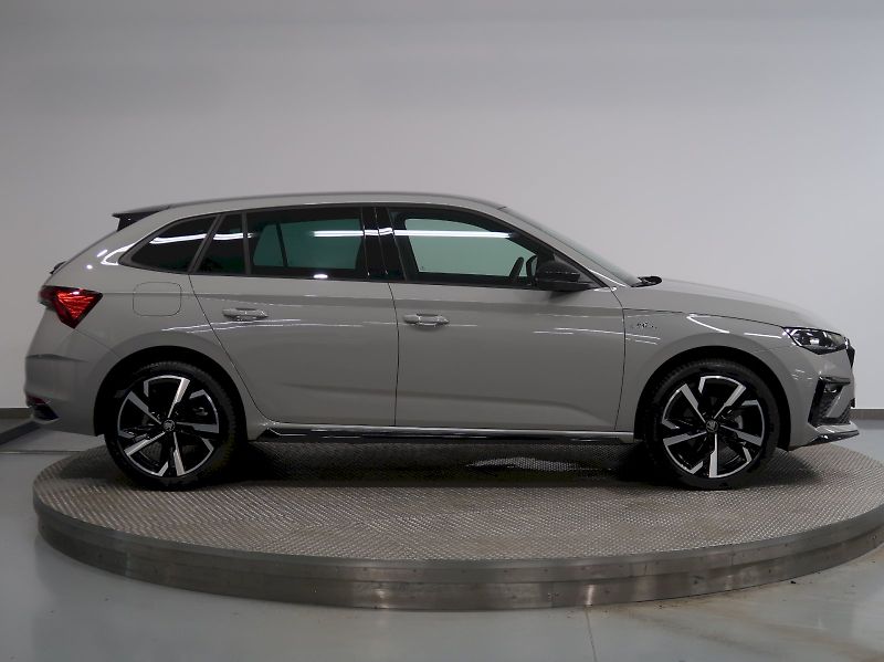 Škoda Scala (2025) MONTE CARLO 1.5TSI 110KW DSG L - fotka 8 z 38