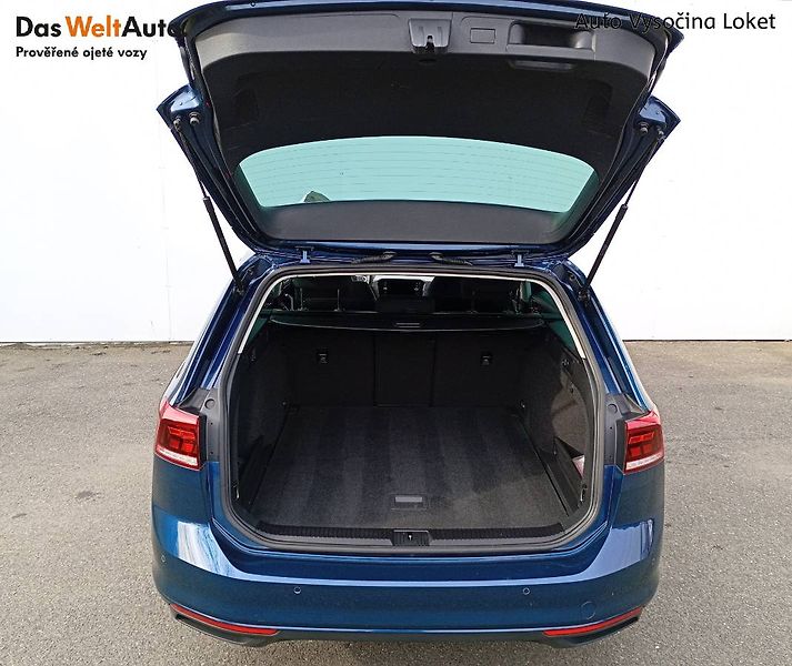 Volkswagen Passat (2022) 1.5TSI DSG 110kW záruka - fotka 26 z 30