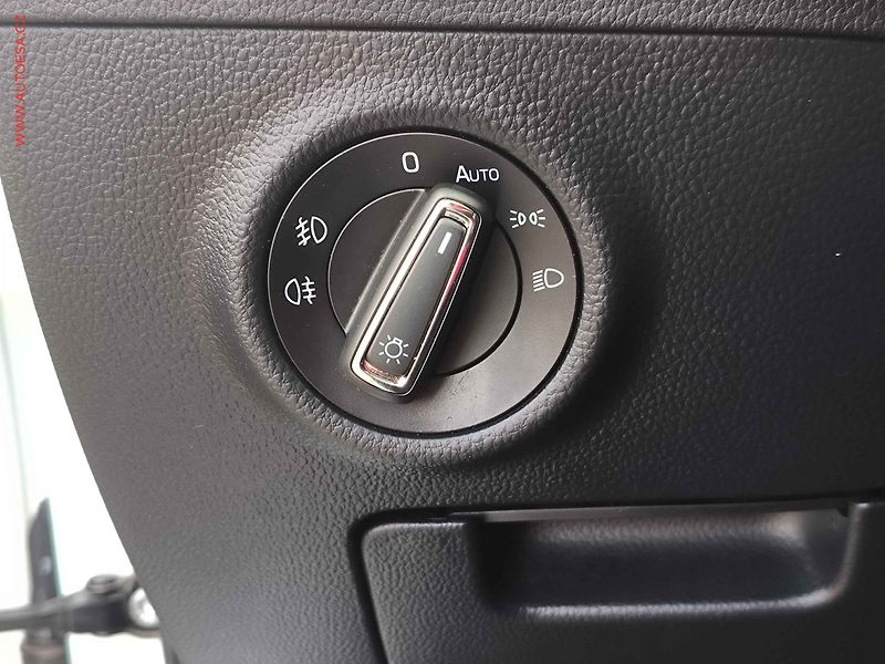Škoda Superb (2016) 1.8 TSi, Style, bixen, +kola - fotka 20 z 25