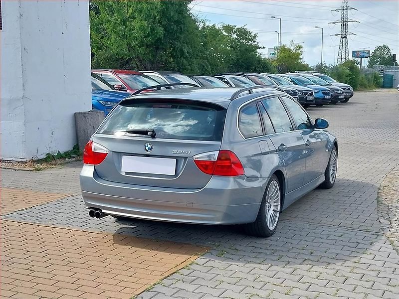 BMW Řada 3 (2005) 325 i, Xenony, Park. senzory - fotka 5 z 16