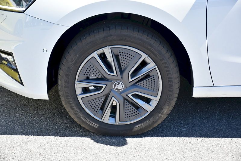 Škoda Fabia (2025) Top Selection 1.0 TSI 85kW - fotka 27 z 27