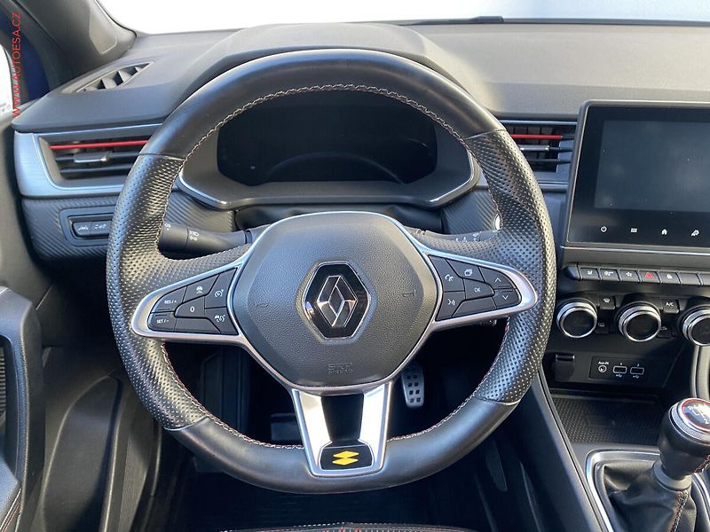 Renault Captur (2022) 1.3 TCe, ČR, RS Line, LED - fotka 11 z 19