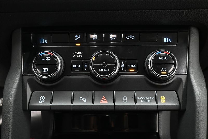 Škoda Kodiaq 2,0 TDI 110kW DSG Ambition 7mí - fotka 22 z 31