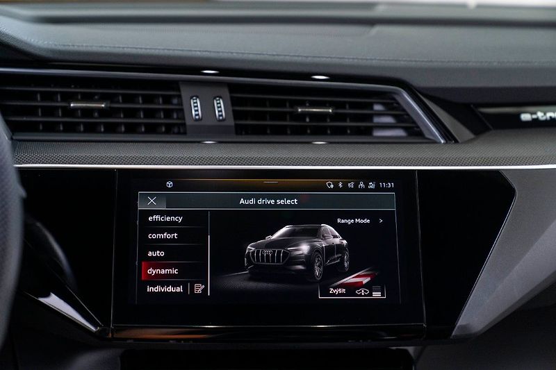 Audi e-tron 55 300kW SB BlackEd Taž ZÁRUKA - fotka 25 z 40