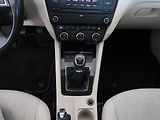 Škoda Octavia (2013) Elegance 1.6 TDI, Tempomat - náhled 12