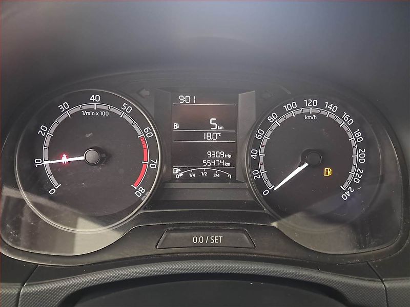 Škoda Fabia (2020) 1.0 TSI - fotka 11 z 14