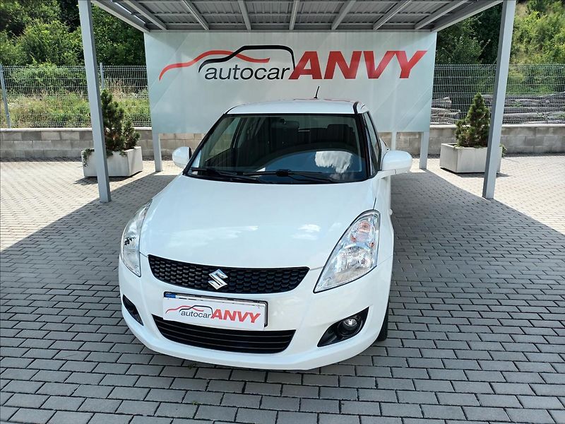 Suzuki Swift 1,2 REZERVACE - fotka 2 z 39