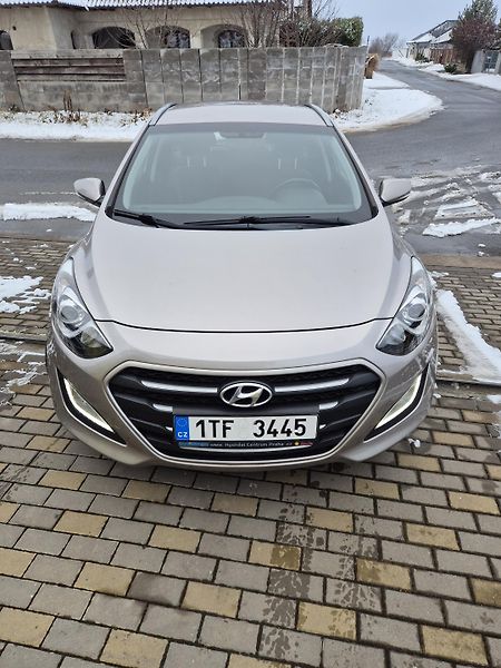 Hyundai i30 (2017) - fotka 1 z 16