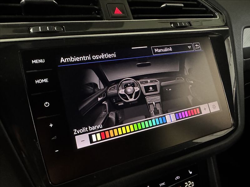 Volkswagen Tiguan 2,0 TDi  DSG Active LED Assist - fotka 32 z 49